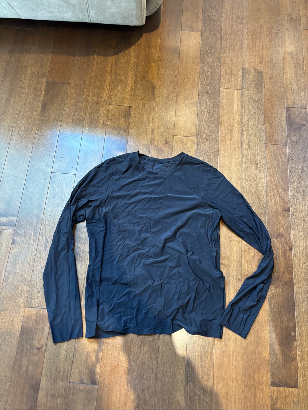 lululemon athletica Long-Sleeve in Black